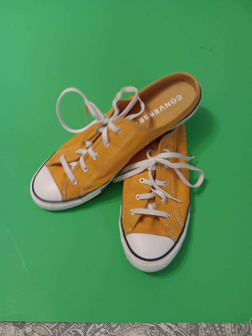 Converse All Star Dainty "Sunflower" Mule SlipOn Shoes 567947F Preowned Women9.5